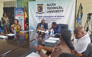 ATU and the Vanuatu Trade Commission have entered into an agreement to provide AI training for students.
